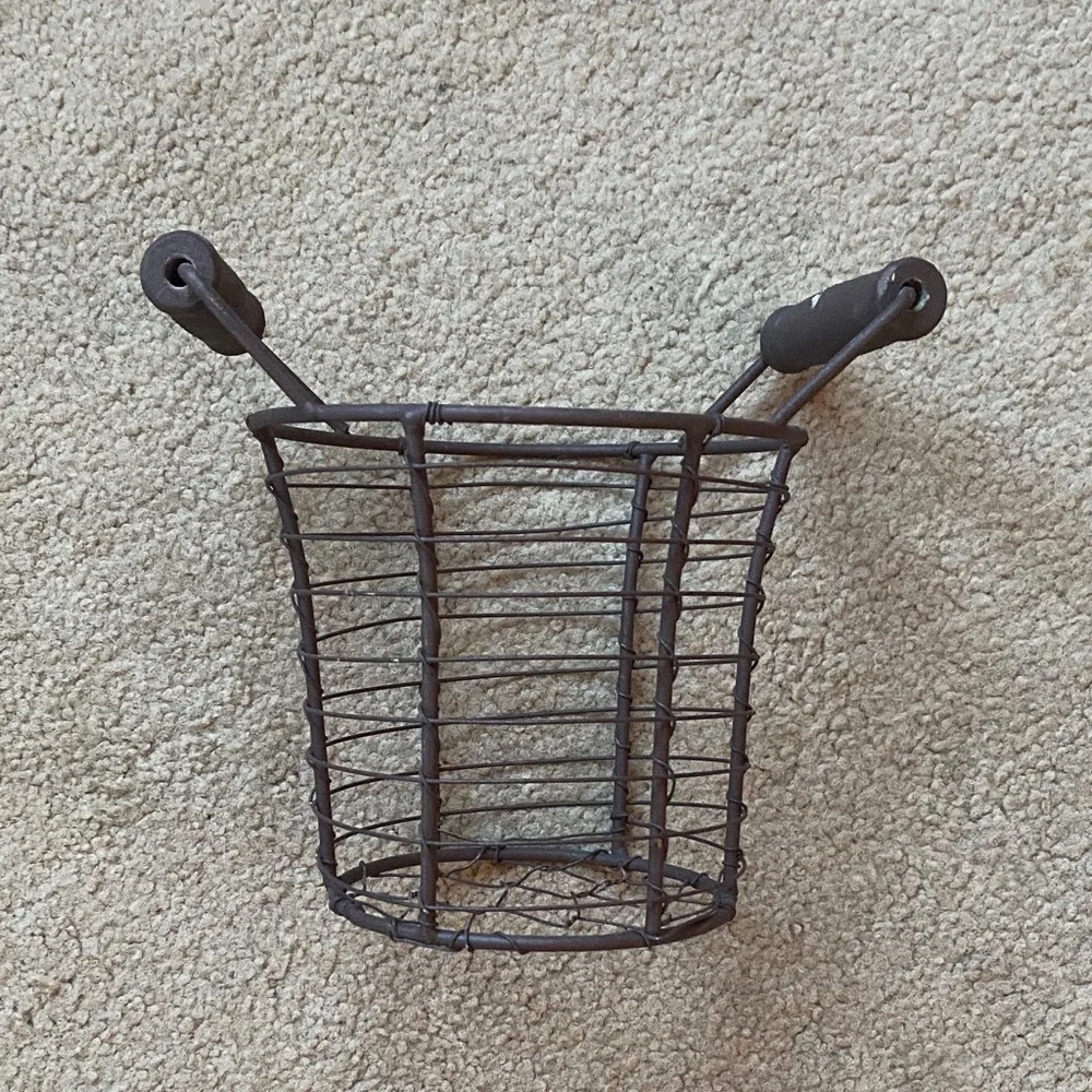Rustic Metal Wire Basket with Handles - Brown